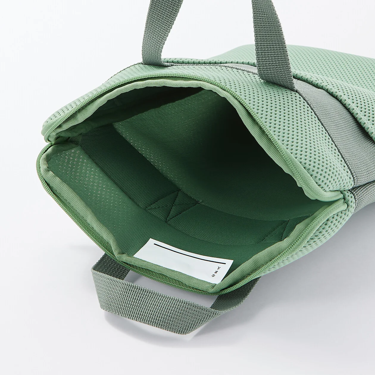 11" Cushioned Tablet/Laptop Case - Image 17
