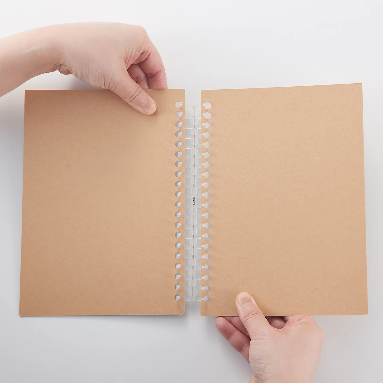 Kraft Cover for Loose Leaf Paper - A5 Beige - Image 3