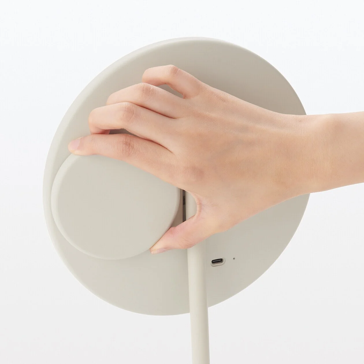 Cordless LED Light Mirror - Image 9