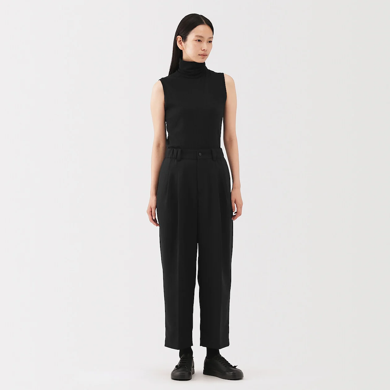 Cotton Cashmere Turtleneck Sleeveless T-Shirt - Image 16
