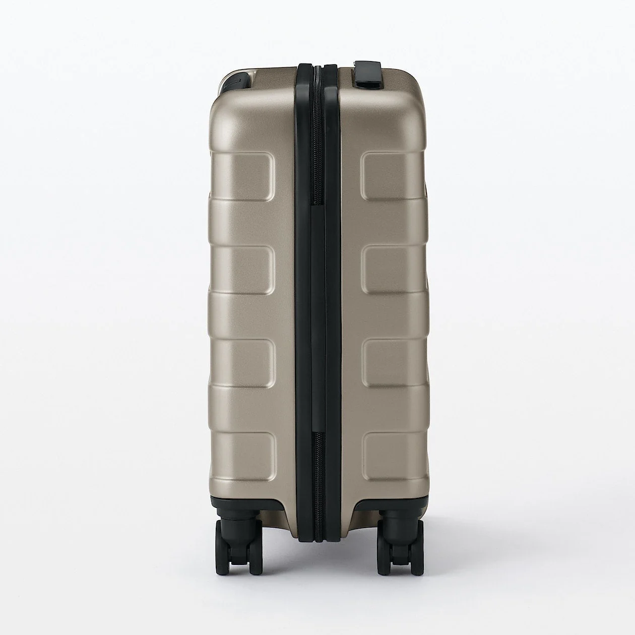 Hard Shell Suitcase - 20L (47cm) - Image 28