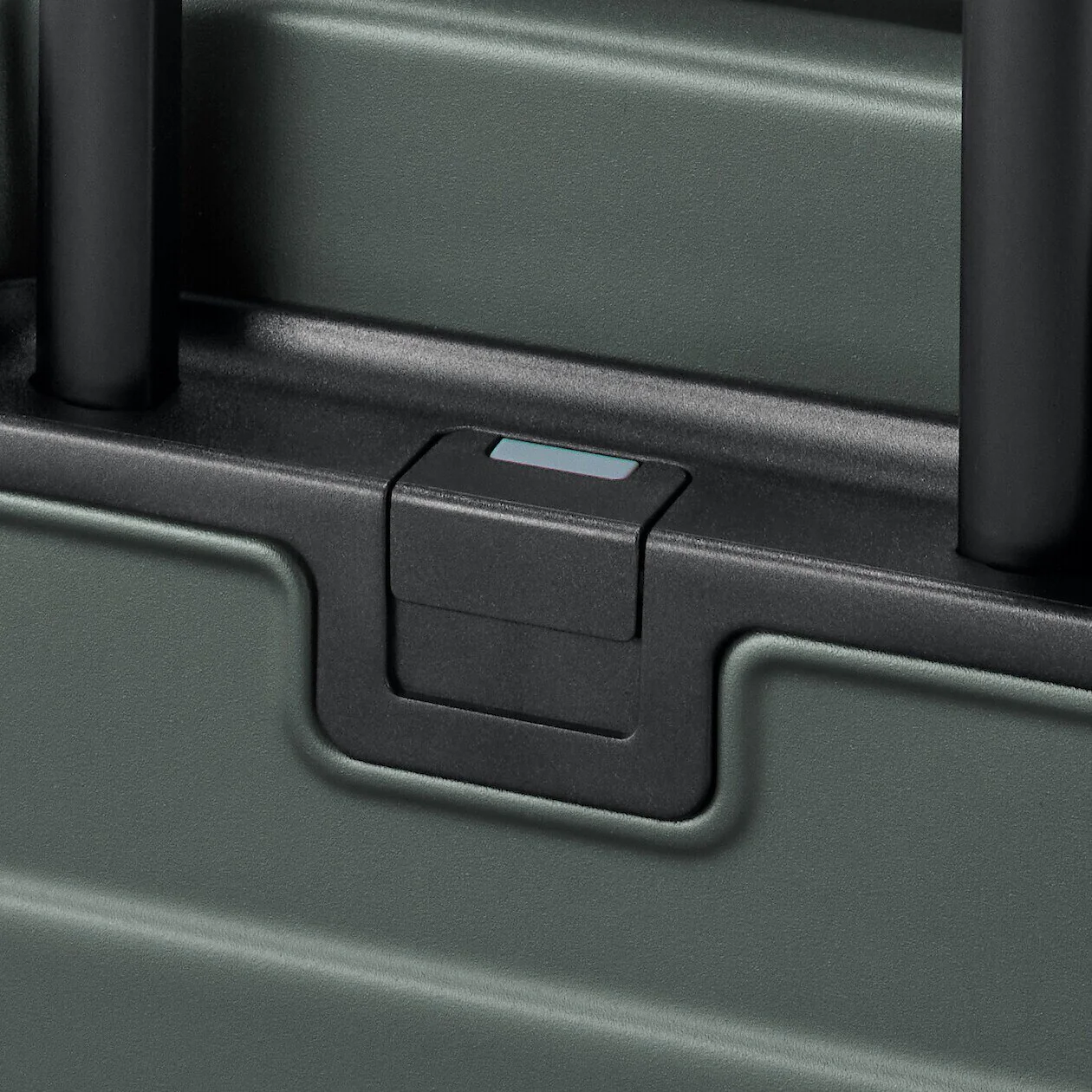 Hard Shell Suitcase - 36L (54cm) - Image 128
