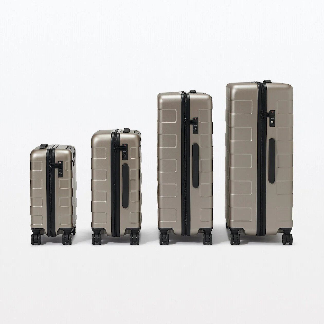 Hard Shell Suitcase - 36L (54cm) - Image 137
