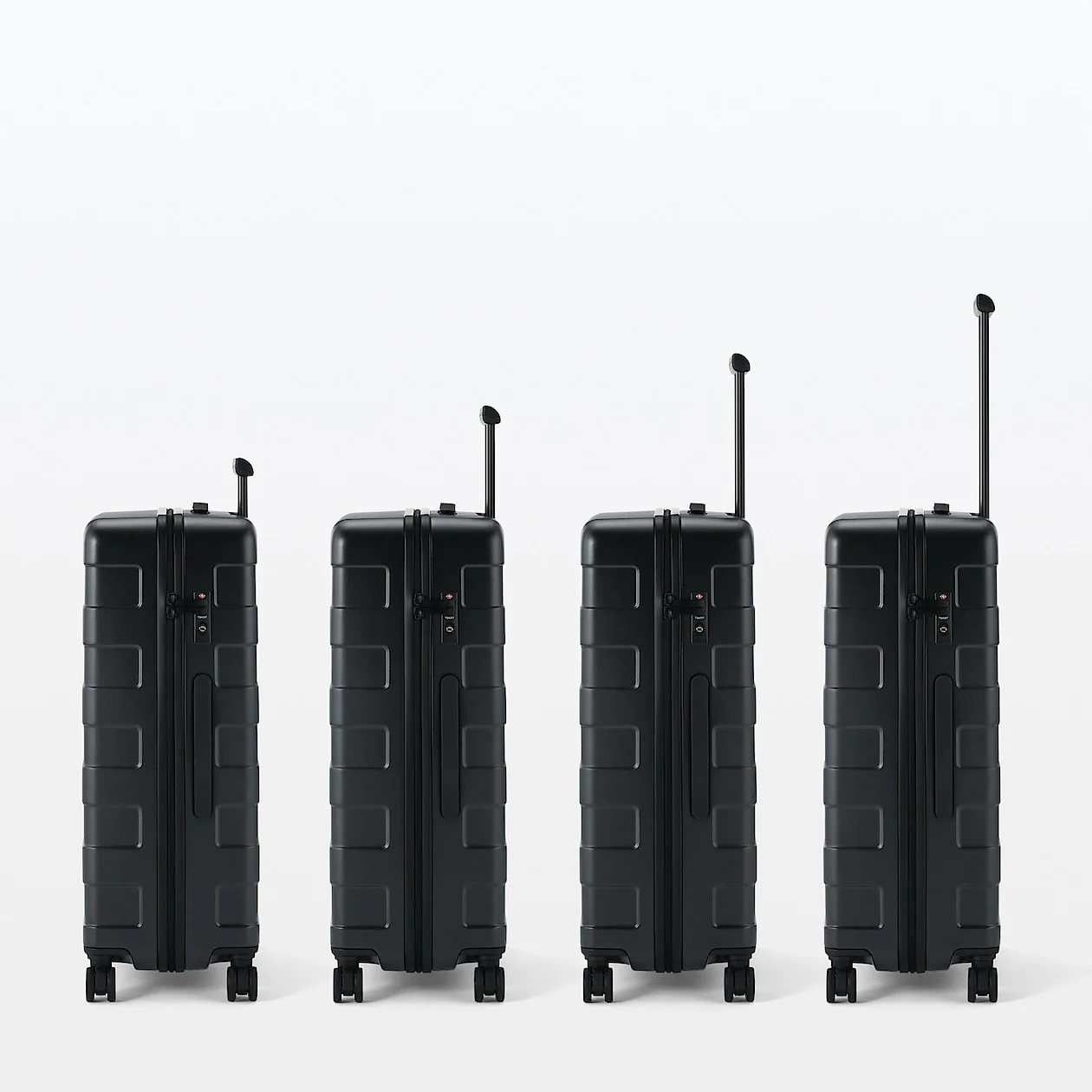 Hard Shell Suitcase - 75L (71.5cm) - Image 91
