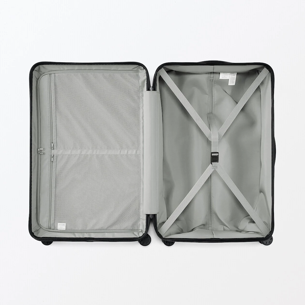 Hard Shell Suitcase - 75L (71.5cm) - Image 46