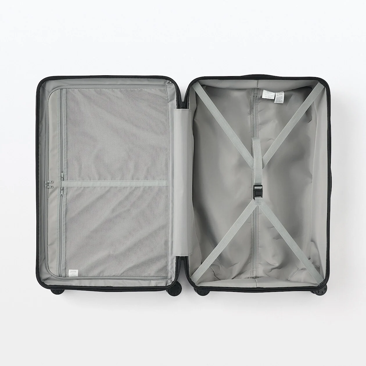 Hard Shell Suitcase - 75L (71.5cm) - Image 72