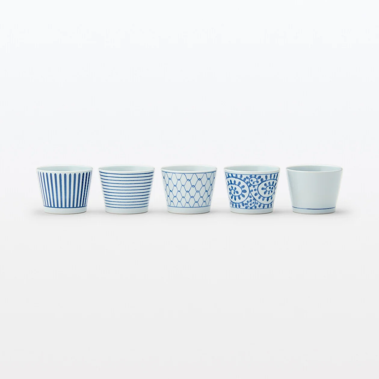 Hasami Ware Noodle Soup Cup - Arabesque - Image 7