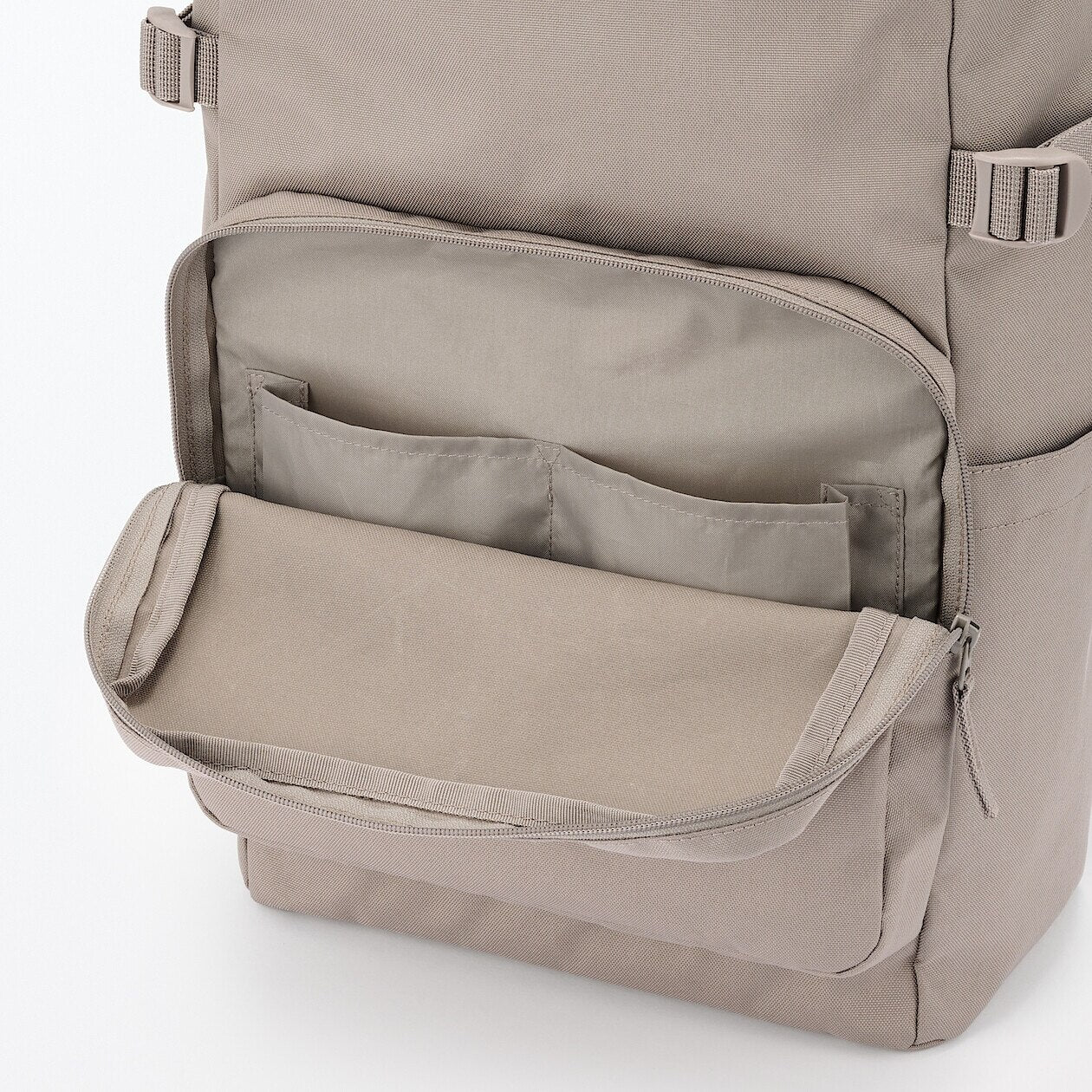 Less Tiring Water Repellent Toploader Backpack - Image 27