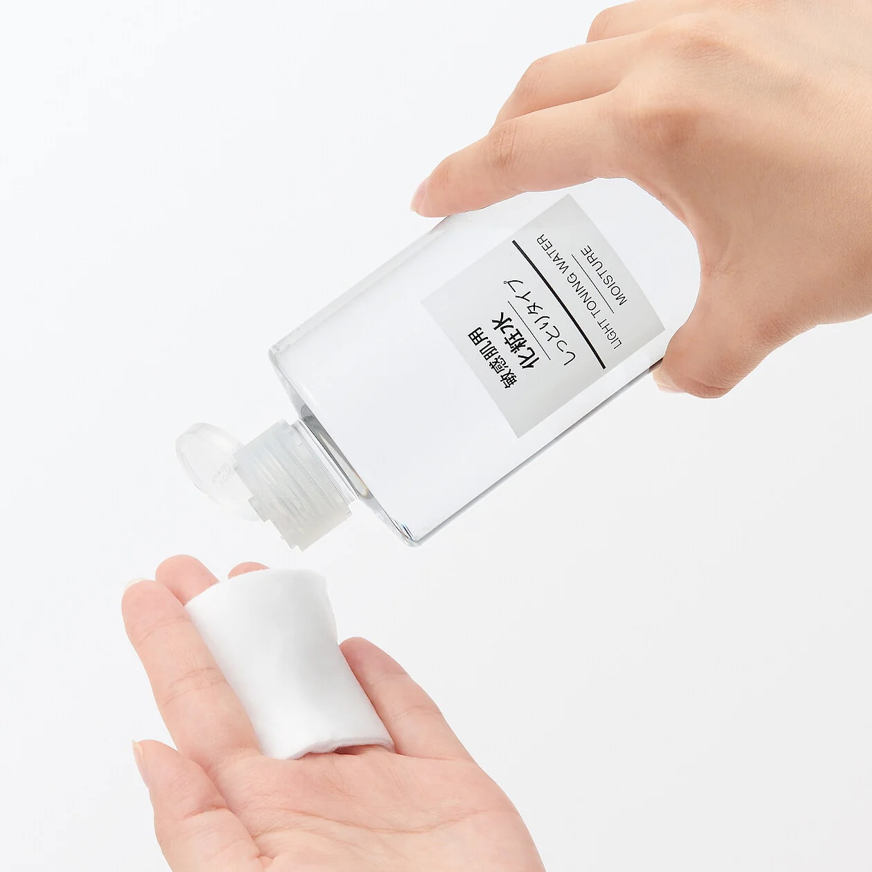 Light Toning Water - Moisture (400ml) - Image 3