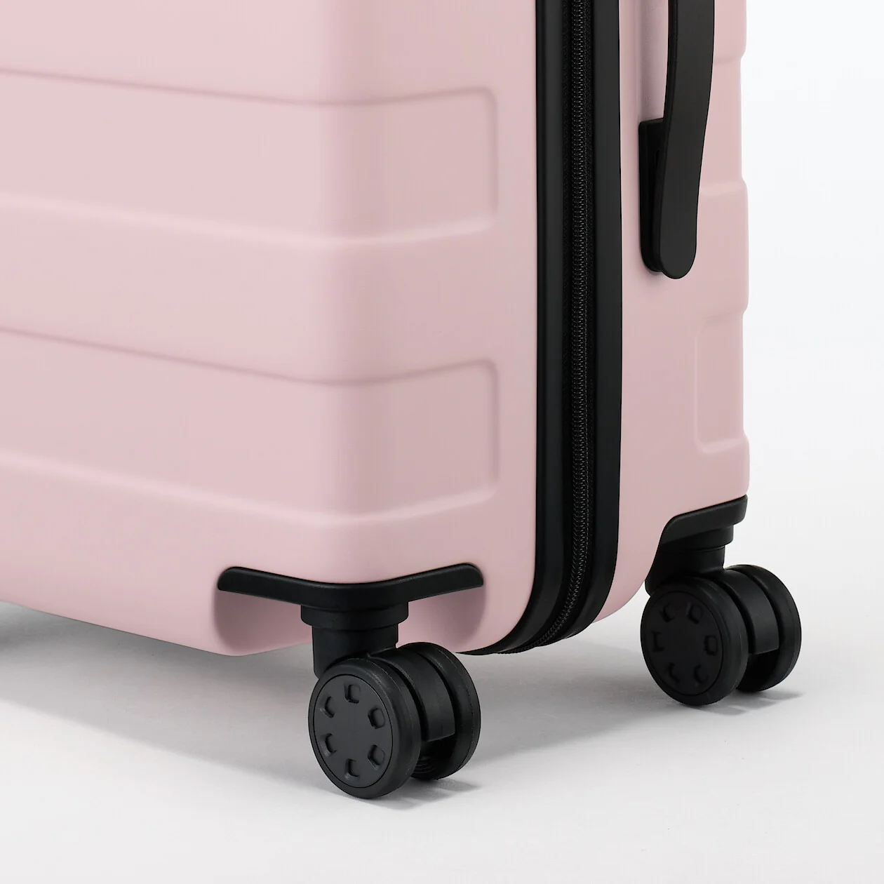 Limited Edition Hard Shell Suitcase - 36L (54cm) - Image 29