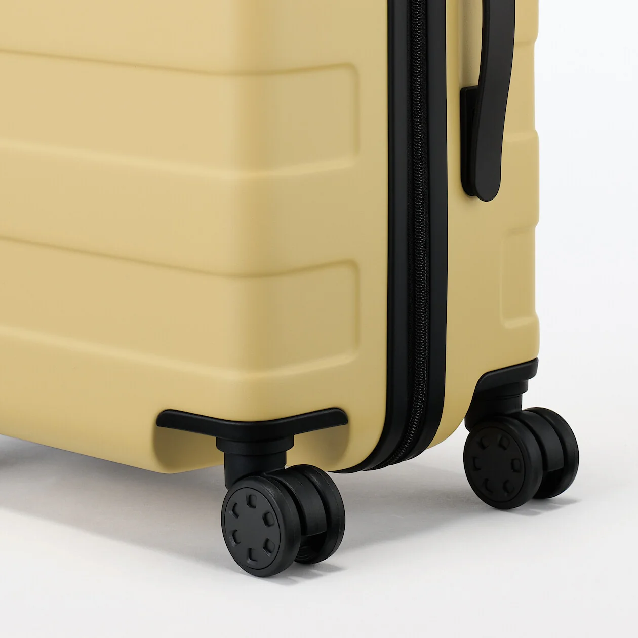 Limited Edition Hard Shell Suitcase - 36L (54cm) - Image 50
