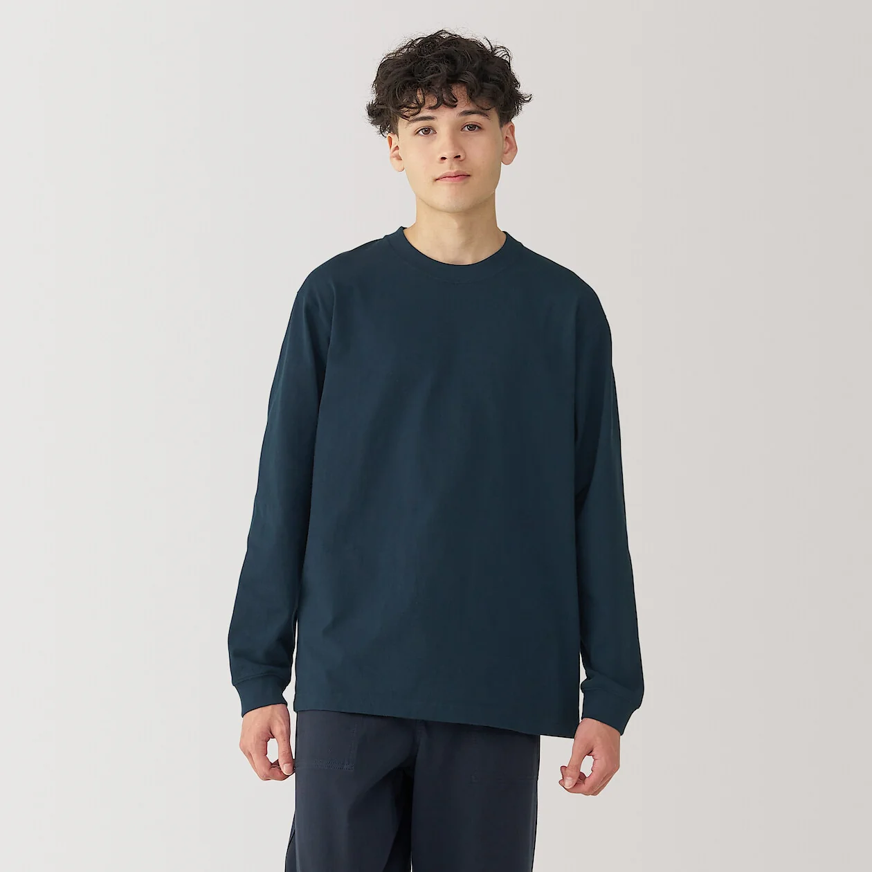 Washed Cotton Heavyweight Crewneck Long Sleeve T-Shirt - Image 15