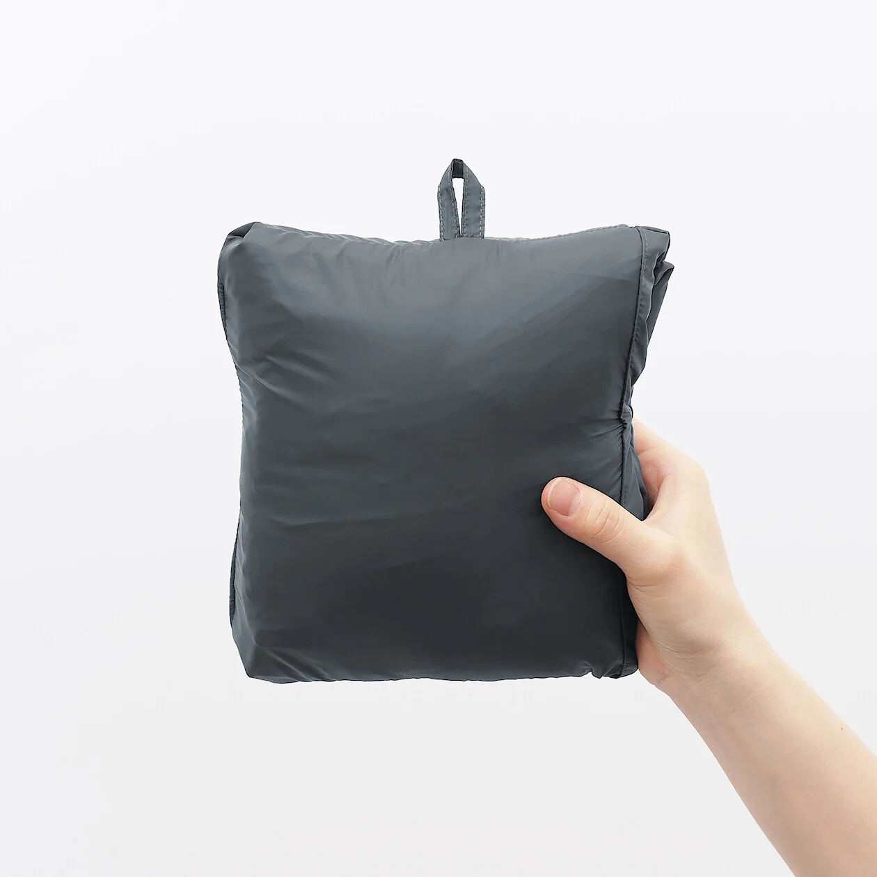 Lightweight Down Pocketable Stand Collar Vest - Image 10