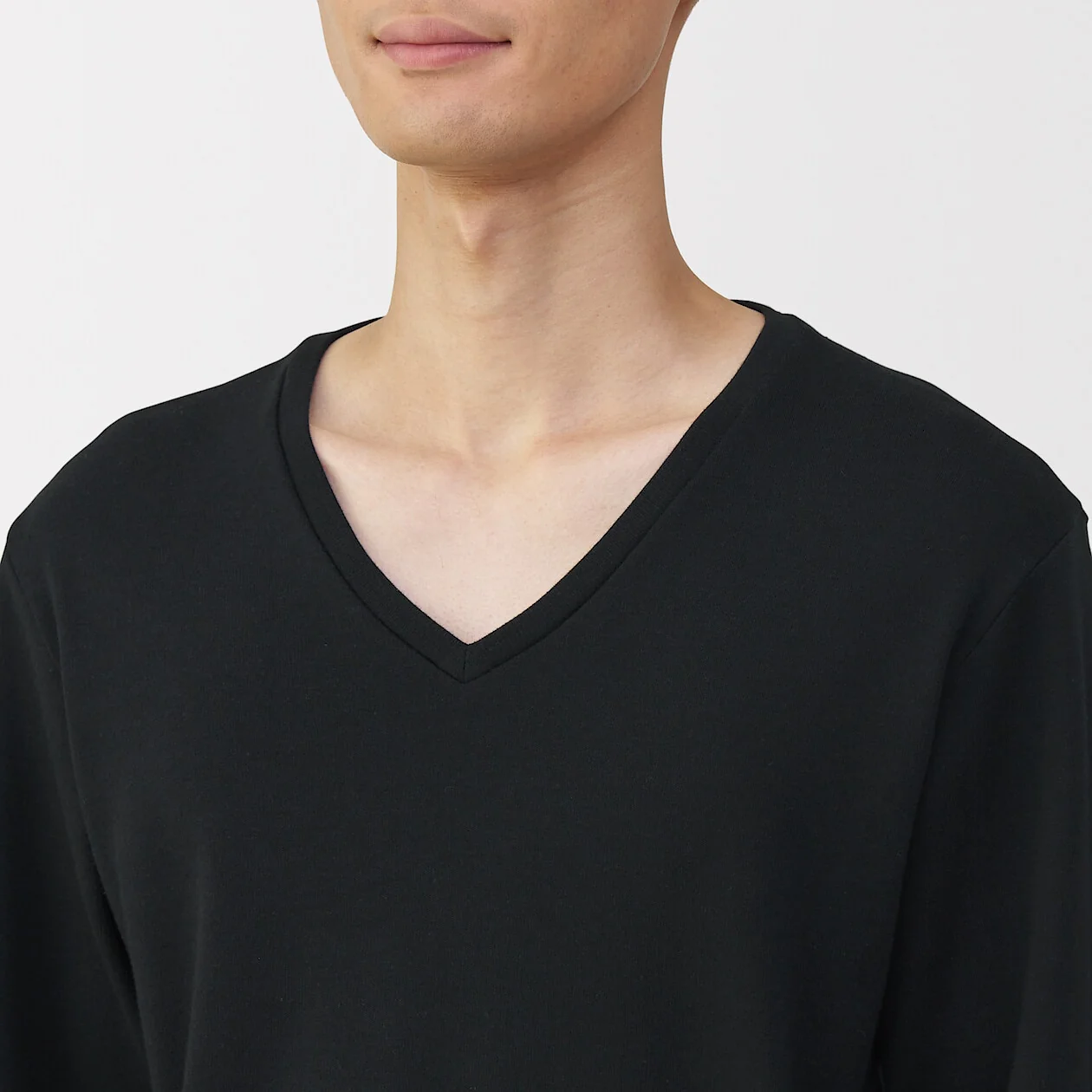 Warm Cotton and Wool V-Neck Long Sleeve T-Shirt - Image 12