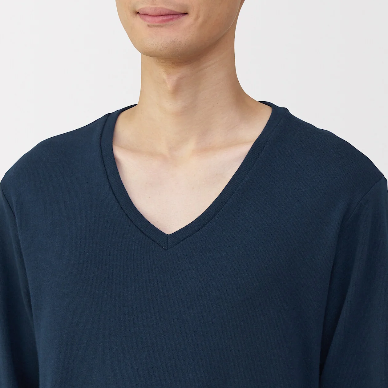 Warm Cotton and Wool V-Neck Long Sleeve T-Shirt - Image 5