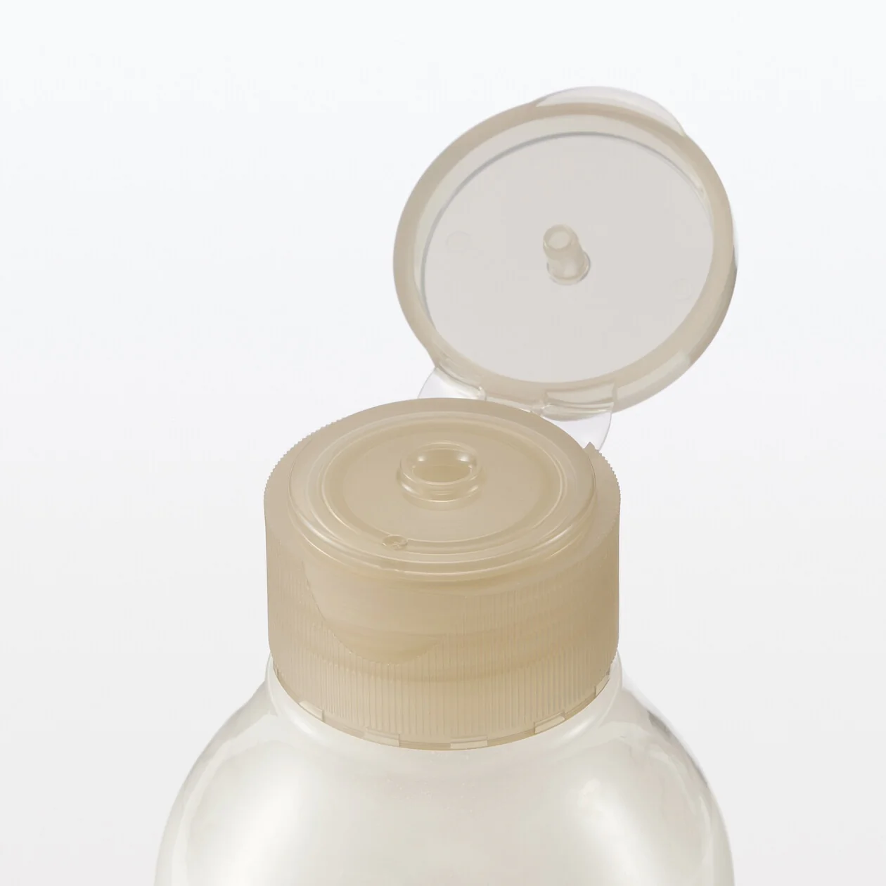 Sensitive Skin Moisturising Milk - Deep Moisture (200ml) - Image 2
