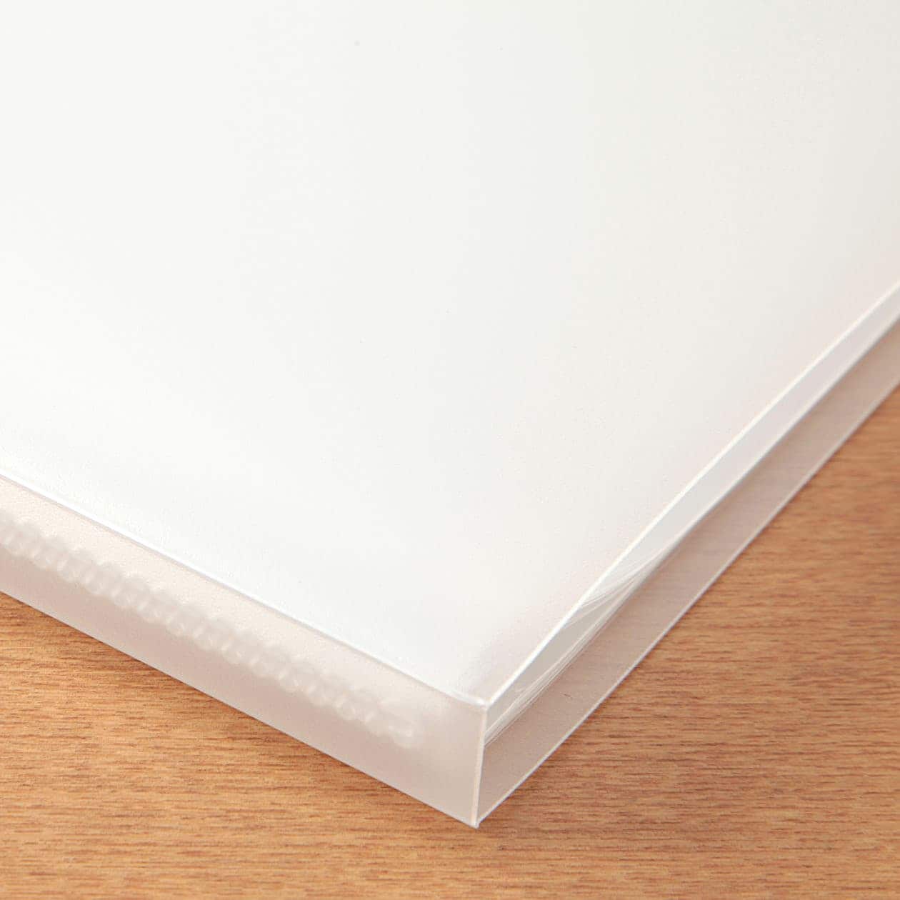 Polypropylene Soft Film Clear Folder - A4 - Image 4