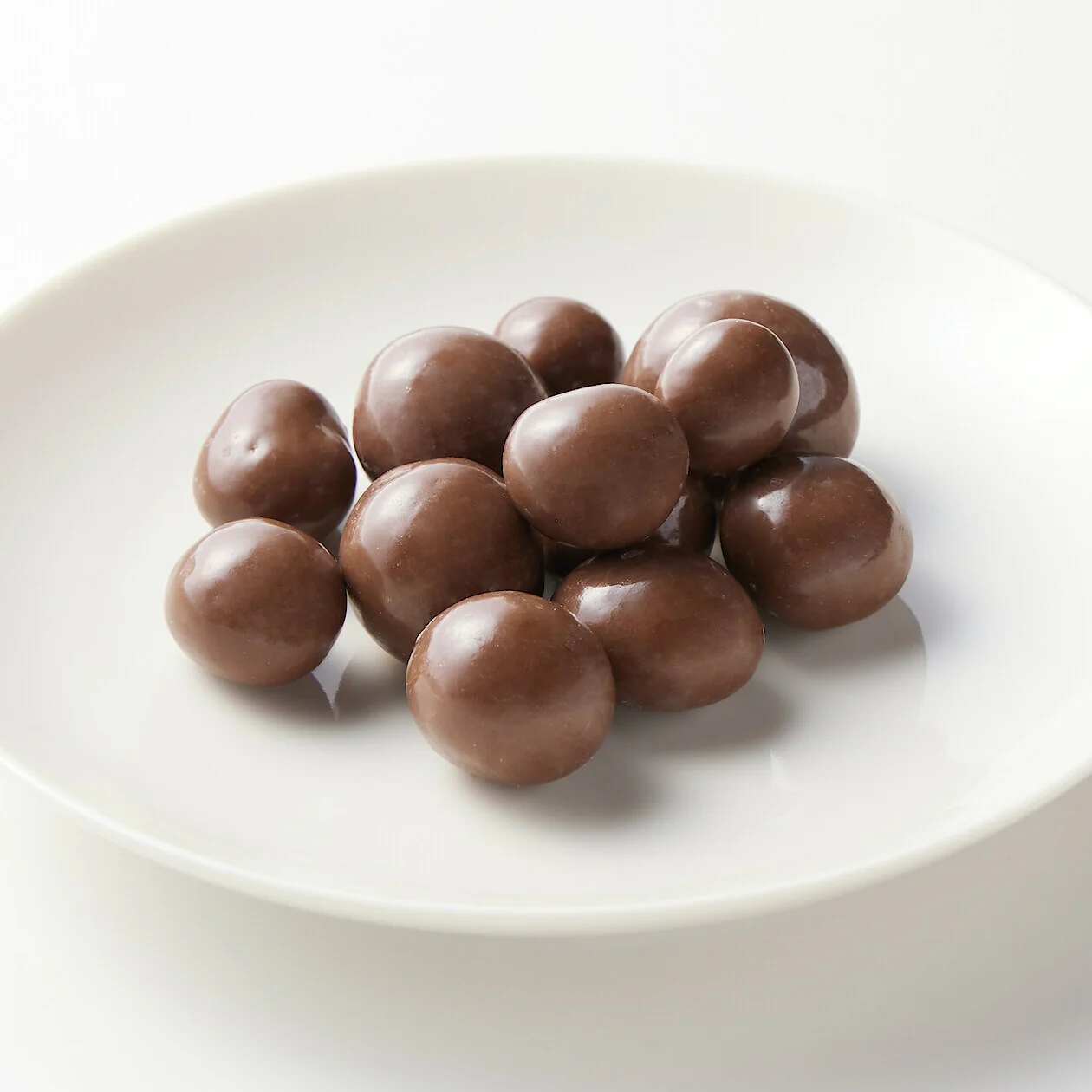 Raspberries Coated with Milk Chocolate (80g) - Image 4
