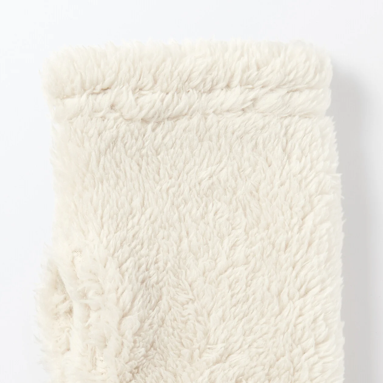 Recycled Polyester Warm Boa Hand Warmers - Image 6