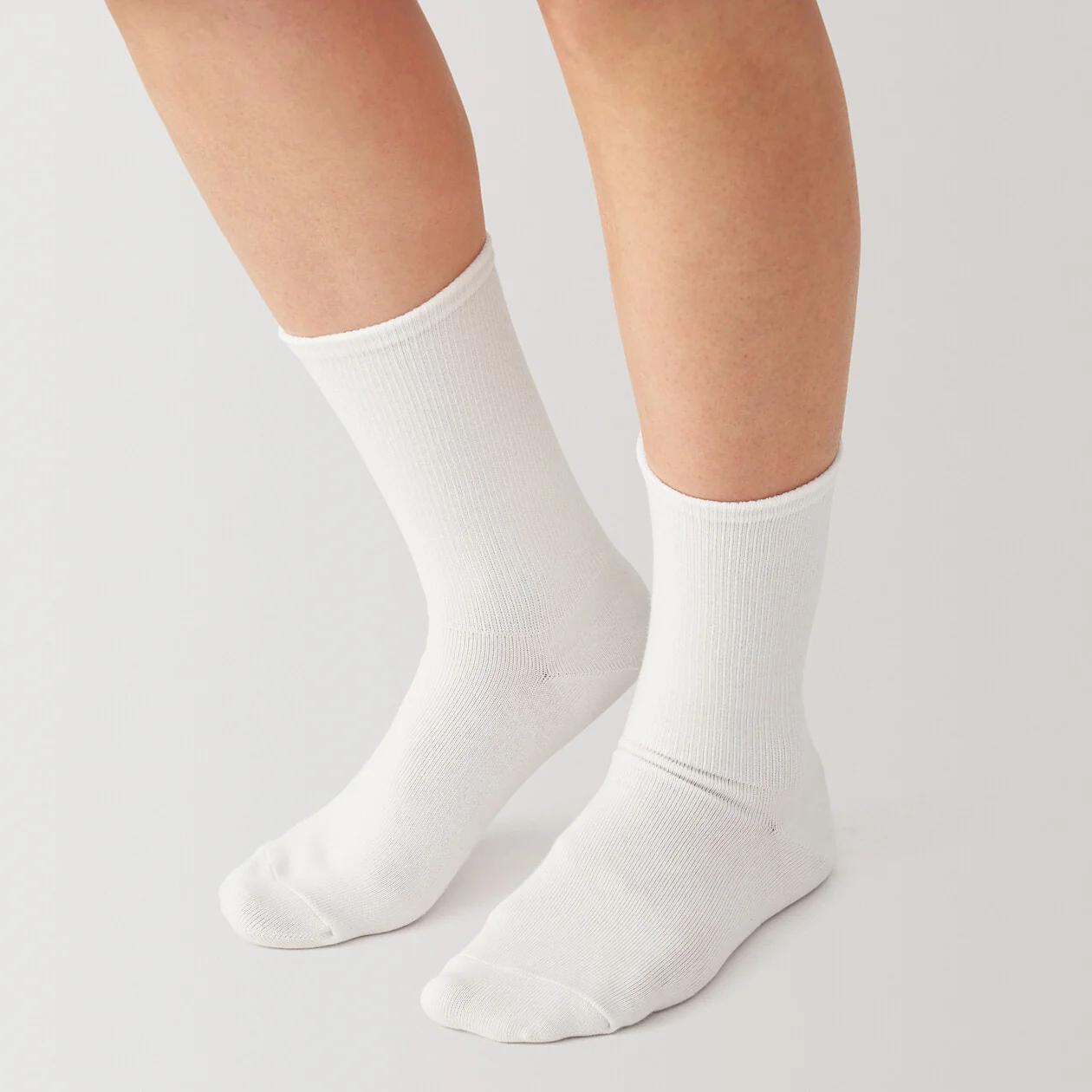 Right Angle Loose Top Tapered Socks - Image 19