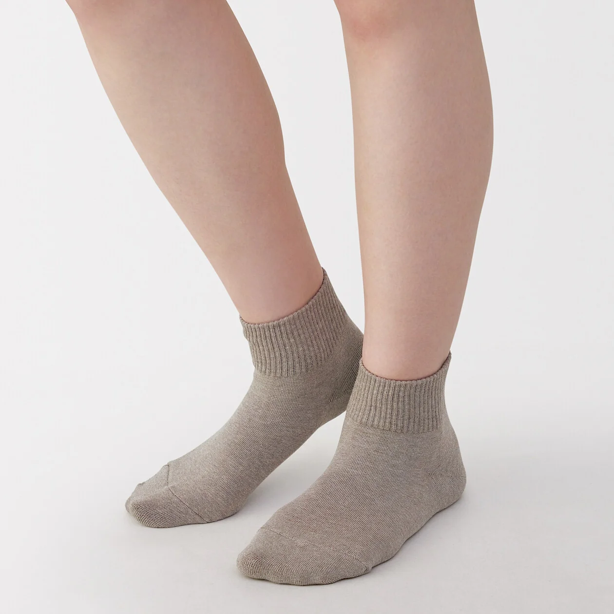 Right Angle Pile Short Socks - Image 12