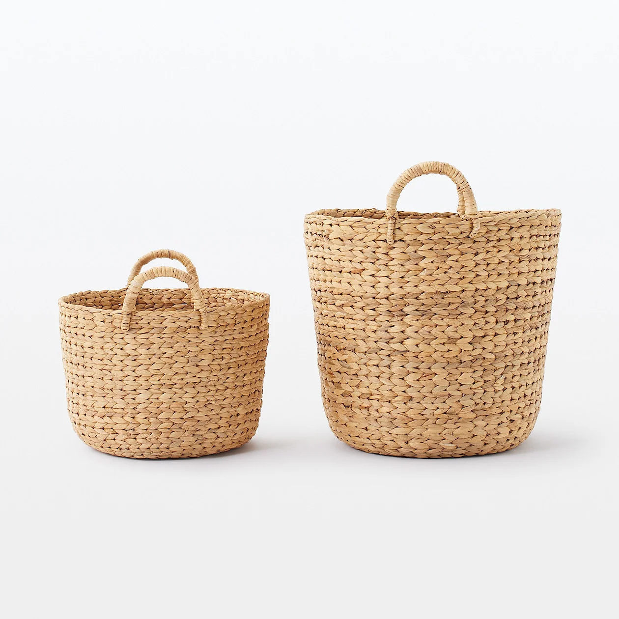 Water Hyacinth Round Basket with Handles - Image 6