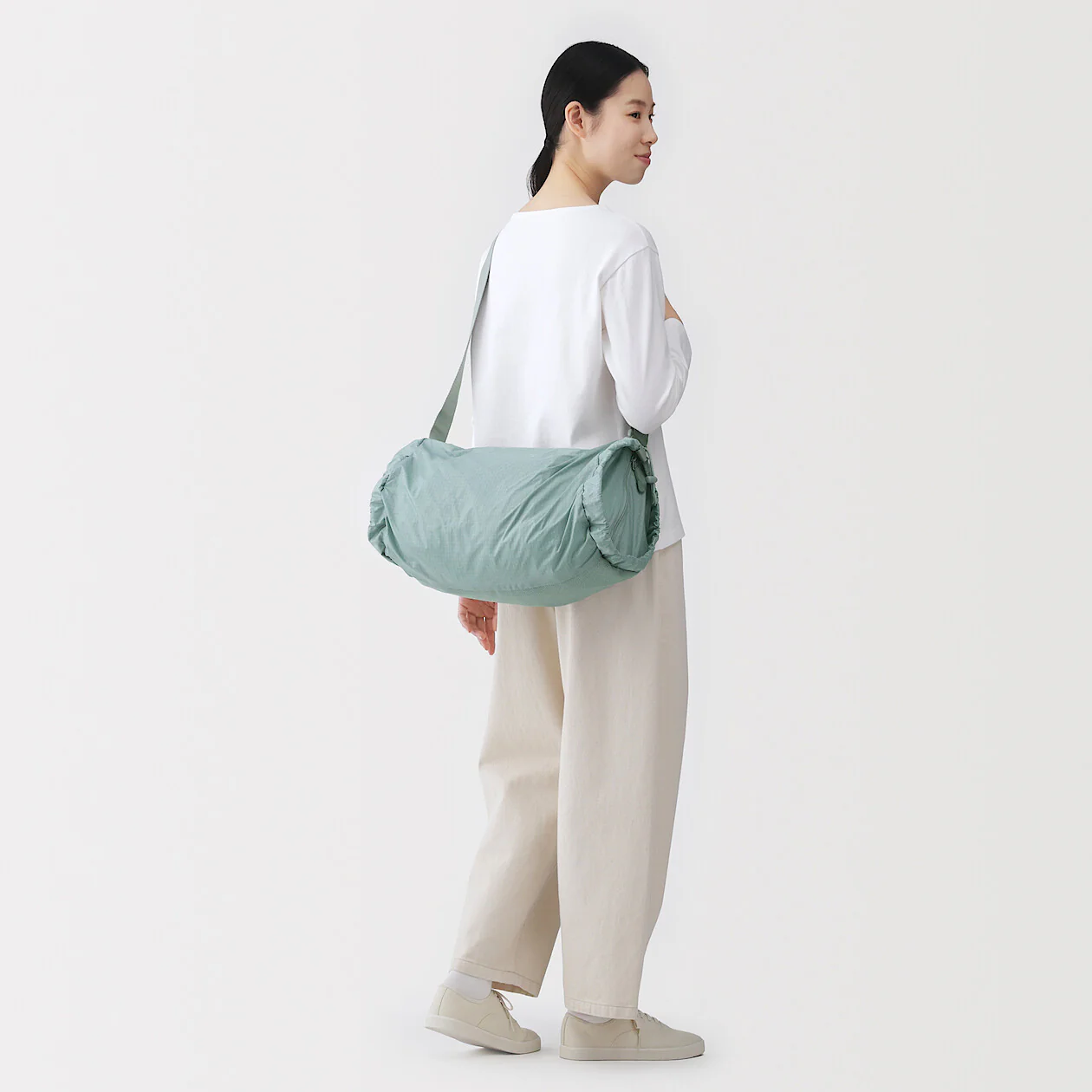 New In Clothing & Accessories