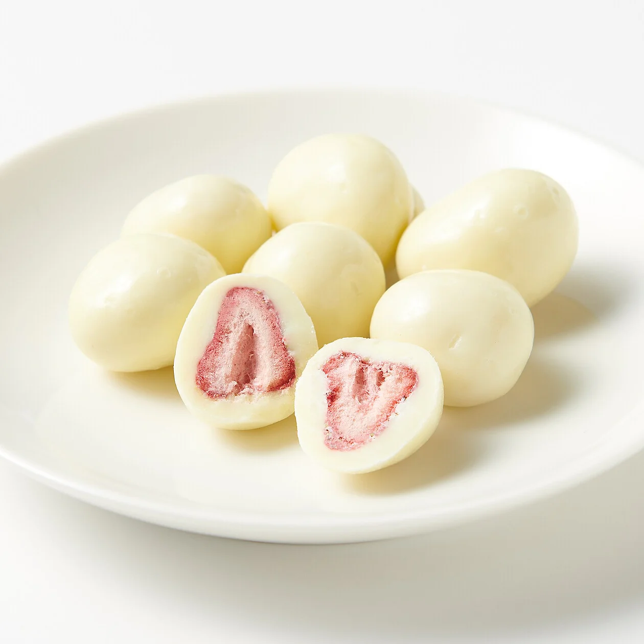 White Chocolate Coated Strawberry (80g)