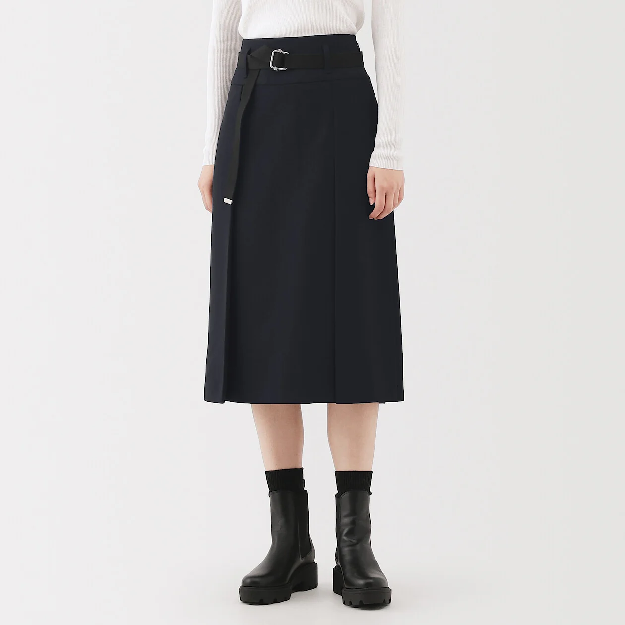 Midi Skirt with Belt Loops - Image 11