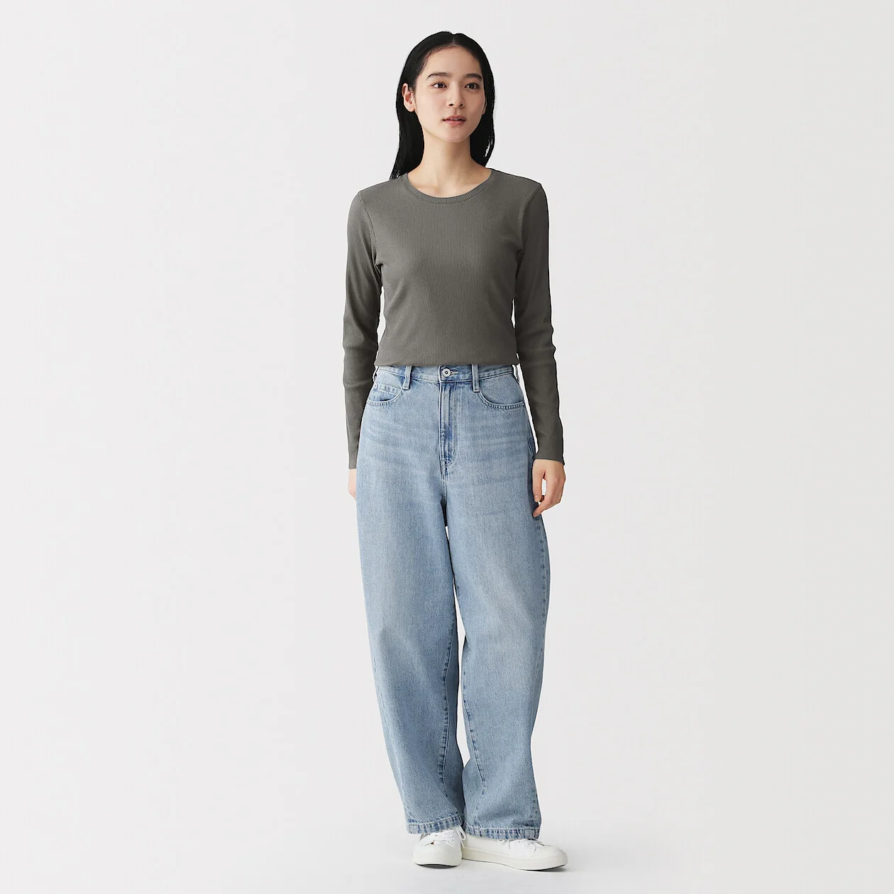 Smooth Ribbed Long Sleeve T-Shirt - Image 14