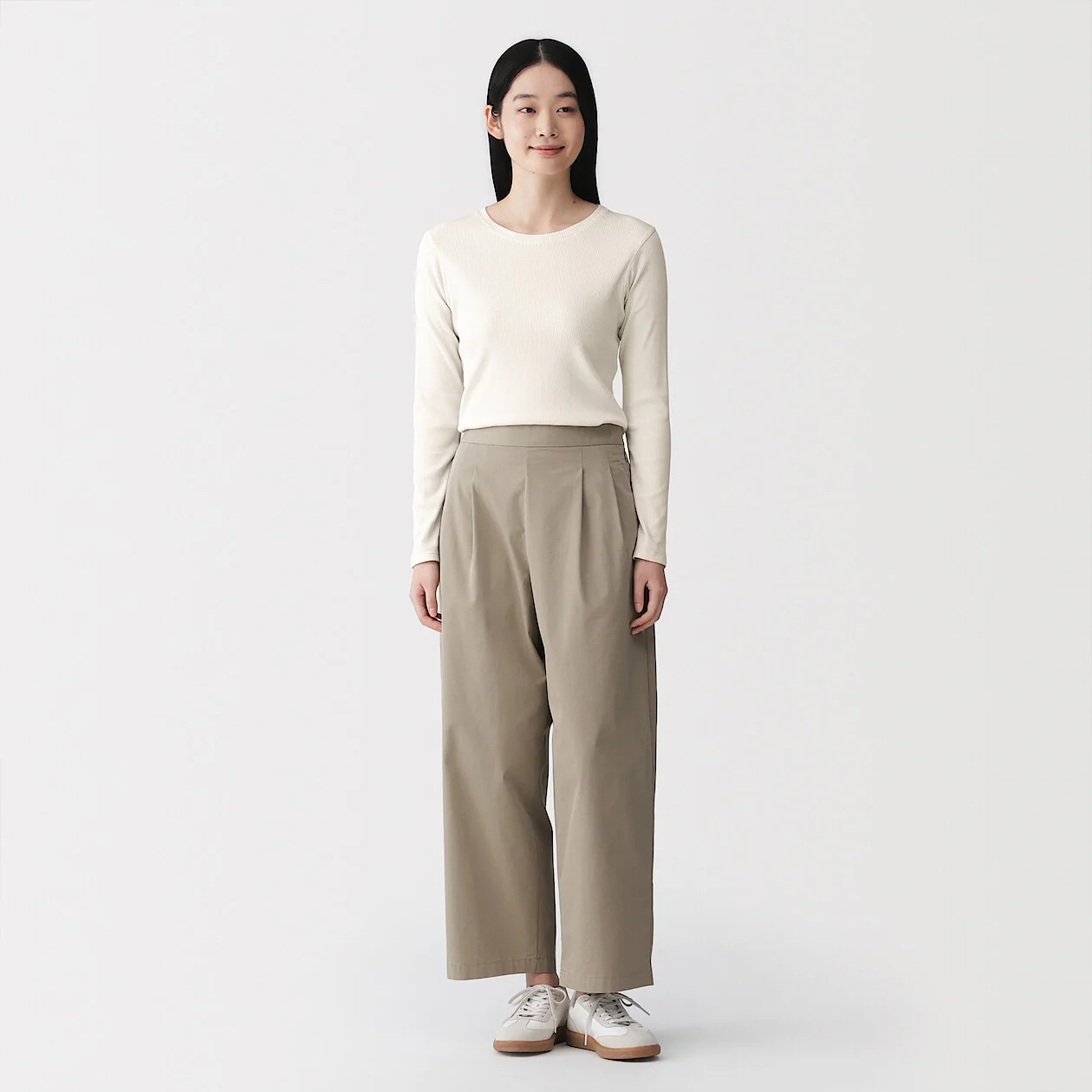 Smooth Ribbed Long Sleeve T-Shirt - Image 21