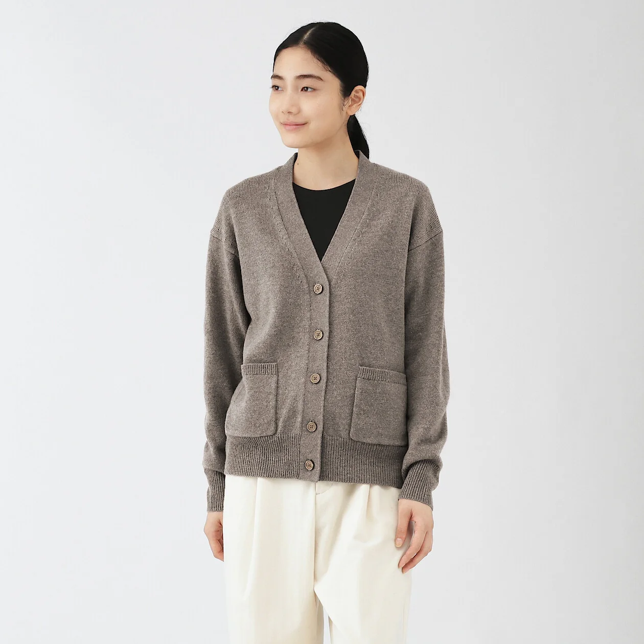 Washable Wool Mid-Gauge V-Neck Cardigan - Image 6
