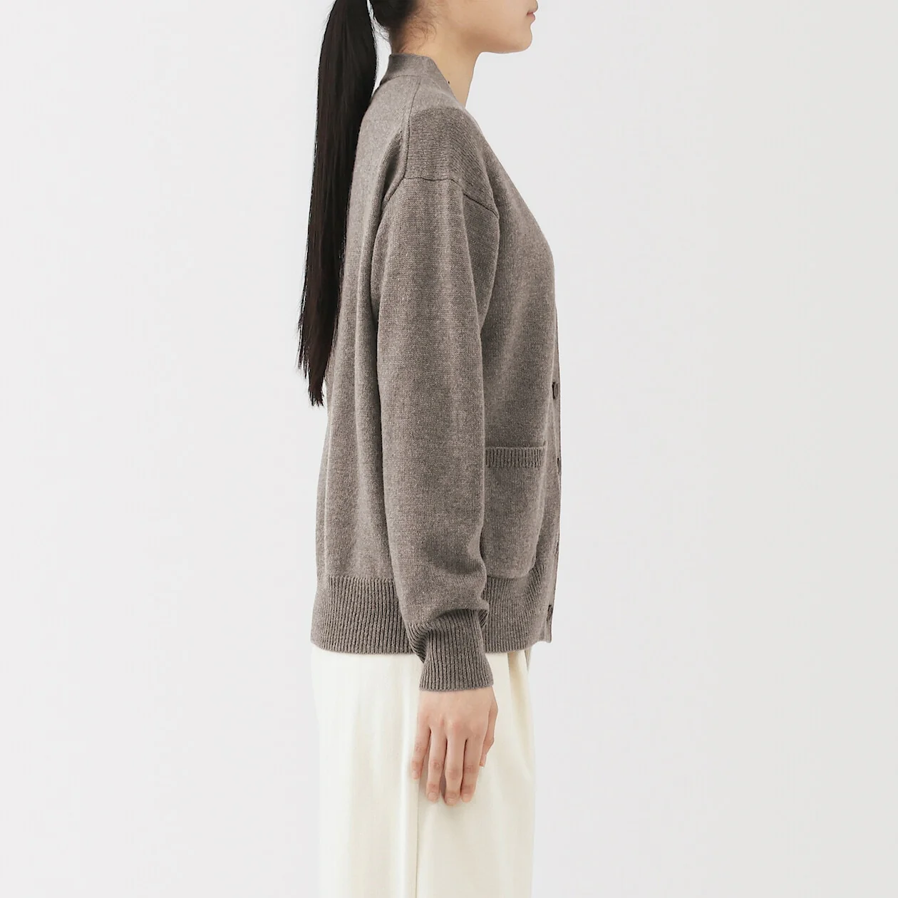 Washable Wool Mid-Gauge V-Neck Cardigan - Image 8